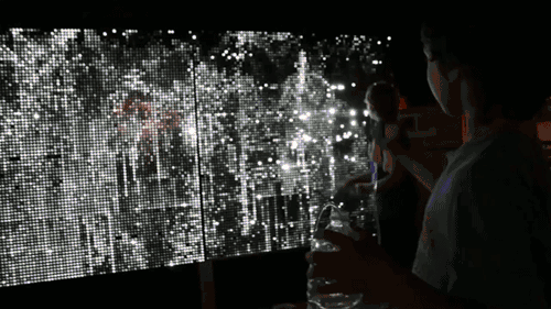 water-light-graffiti