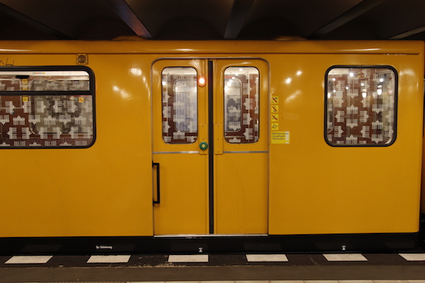 subway-train-berlin