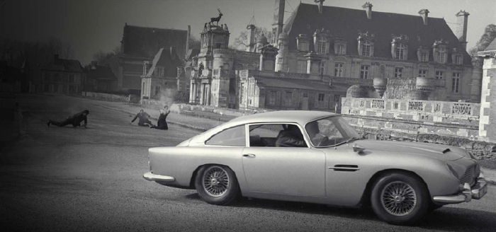 Aston Martin - James Bond