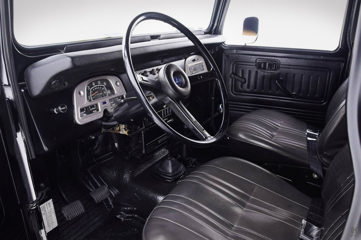 1979 FJ Cruiser Interior "Black Edition"