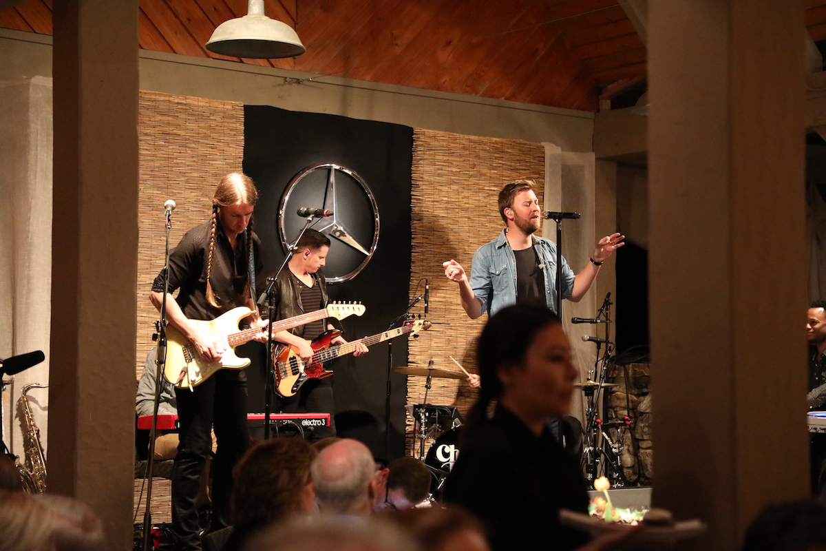 Charles Kelley of Lady Antebellum performs at Clubhouse dinner
