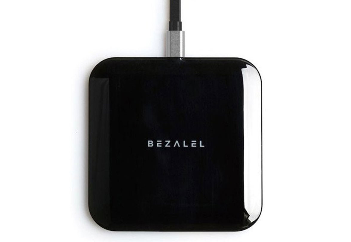 BEZALEL Futura X Wireless Charging Pad