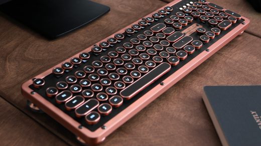 Azio Retro Classic Keyboards